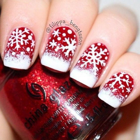 42 Festive Christmas Nail Art Ideas That You Can Do Yourself