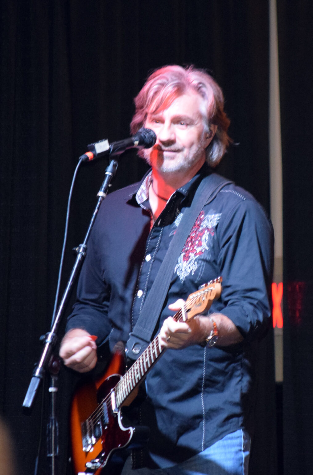 Little Texas enjoys an excited crowd for live show – Bowie News